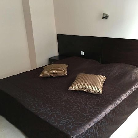 Studios Europa Street Поморие Экстерьер фото
