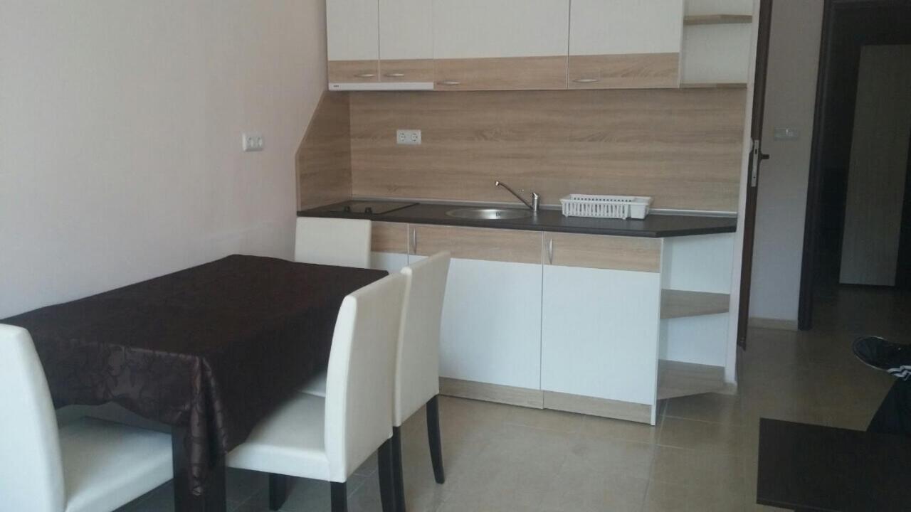 Studios Europa Street Поморие Экстерьер фото